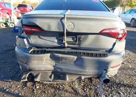 2020 Volkswagen Jetta Gli 2.0T Autobahn/2.0T S from USA, damaged, VIN 3VW5T7BU4LM088538